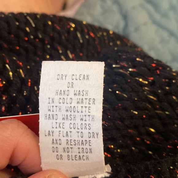 Vintage black sweater - Picture 7 of 10